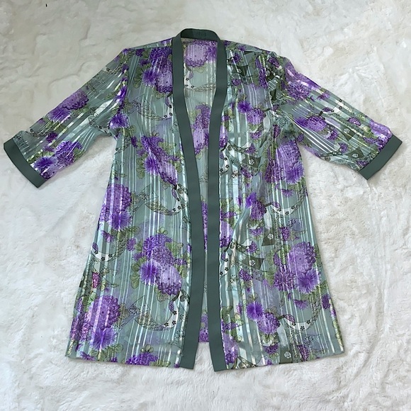 R&M Richards Kimono - Picture 1 of 7